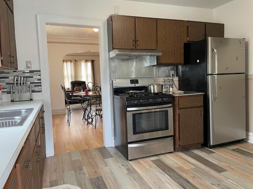 2 Bedroom Apt Near Great Lakes Naval Base And 6 Flags Waukegan Zewnętrze zdjęcie